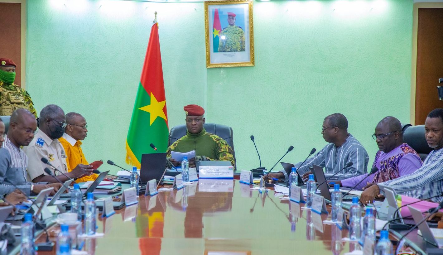 Burkina Faso : La Conseil des Ministres autorise la création d&rsquo;une société d’État dénommée CAMVET