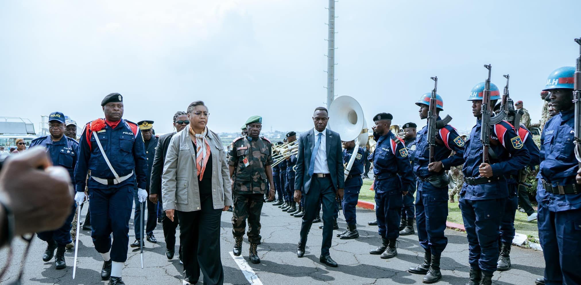 RDC : La Première Ministre Judith Suminwa Tuluka en tournée d’évaluation de l’état de siège