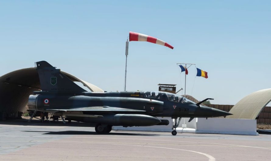 Tchad : N’Djamena amorce le retrait des forces françaises de son territoire, avec le décollage des leurs avions de chasse