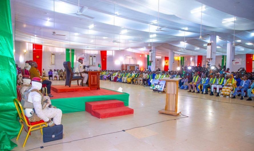 Burkina Faso : Le Capitaine Ibrahim Traoré, “Croyez en vous, car nous pouvons tout faire nous-mêmes”