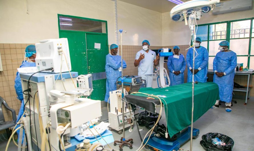 Burkina Faso : Le CHUSS de Bobo-Dioulasso renforcé par un important don d&rsquo;équipements biomédicaux